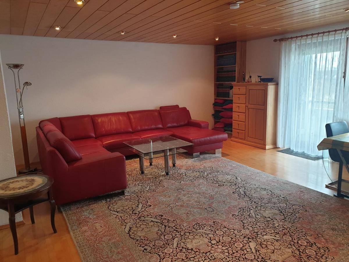 Wohnung Fuer 4 Personen, 2 Schlafzimmer, 2 Parkplaetze, Wlan คอนสตานซ์ ภายนอก รูปภาพ
